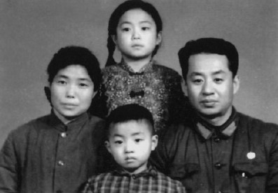幼年的金星与家人