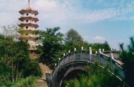 大田县白岩塔