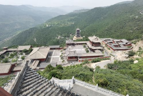 太山龙泉寺风景