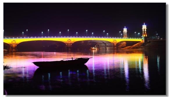 八一路桥夜景