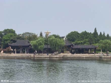 浙东运河河畔