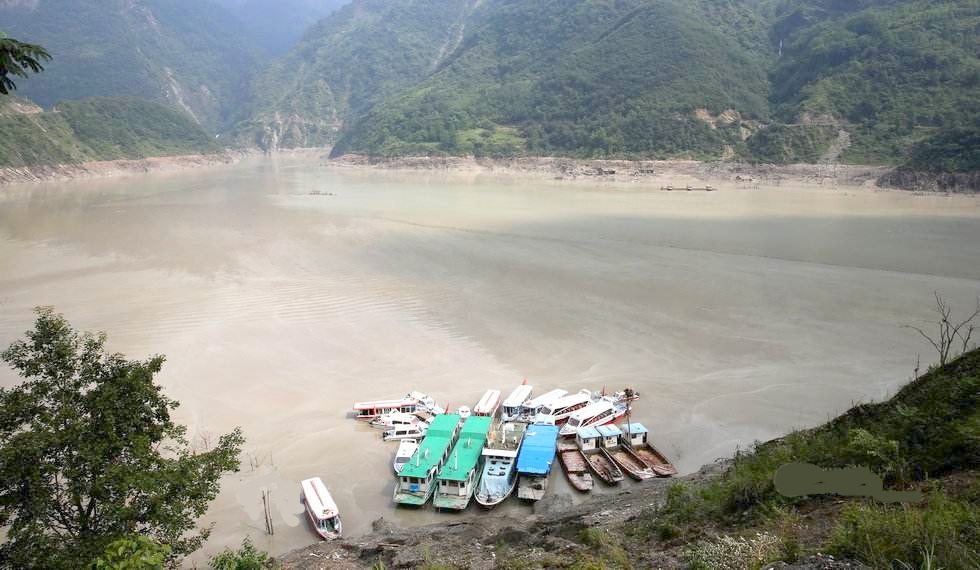 唐家山堰塞湖