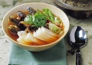 笋片鲫鱼汤
