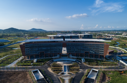 南京工业大学浦江学院