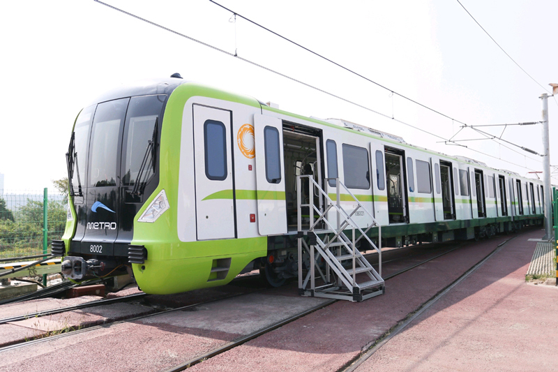 成都地铁8号线列车 