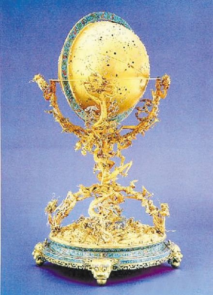 金嵌珍珠天球仪