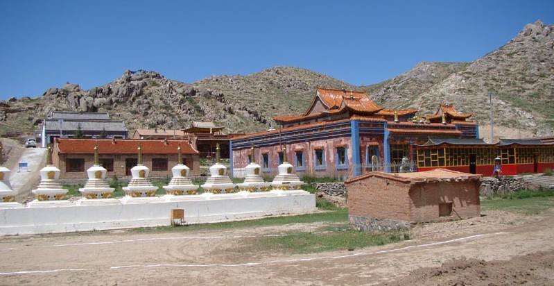 合黎山北麓地貌及建筑景观