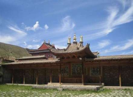 隆务寺