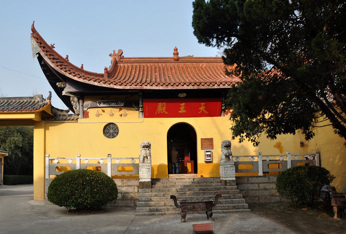 龙兴寺