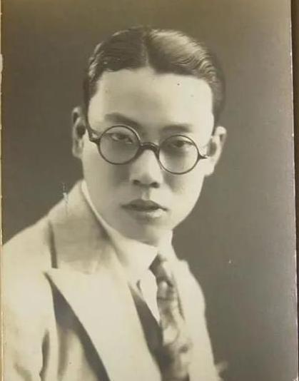 青年时代的唐长孺 