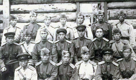 1943年10月5日，88旅部分军官合影