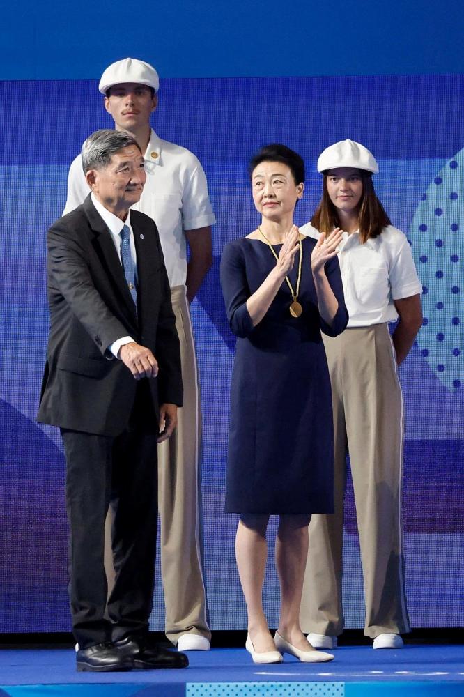 李玲蔚