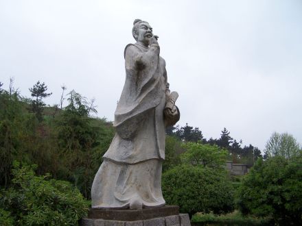 杂家淮南王刘安雕塑