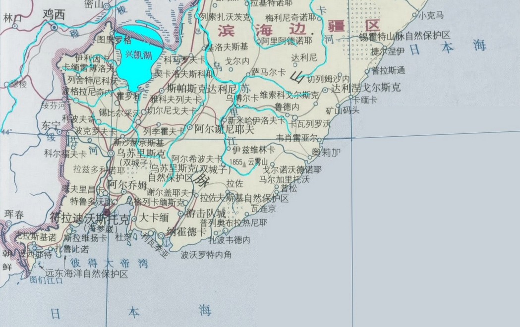 乌苏里江的位置及水系分布