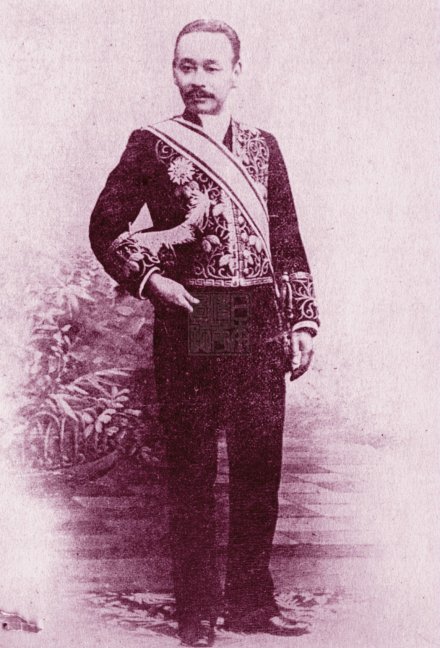 西德二郎