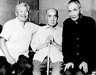 (左起)萧军、胡风、聂绀弩1980年于北京