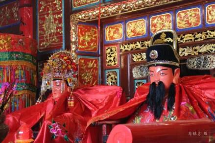 蔡思充故居内祀奉蔡思充夫妇神像