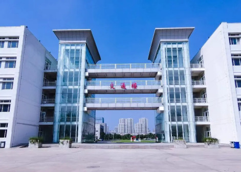 苍梧校区教学楼