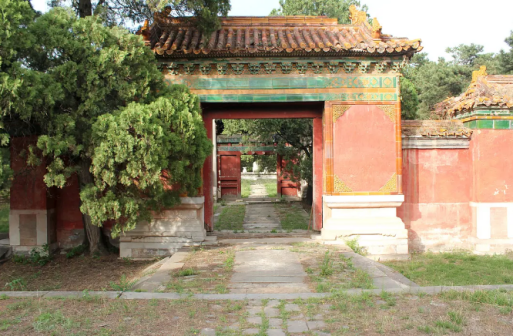三座门(琉璃花门)