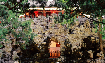滴翠岩