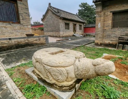 赑屃