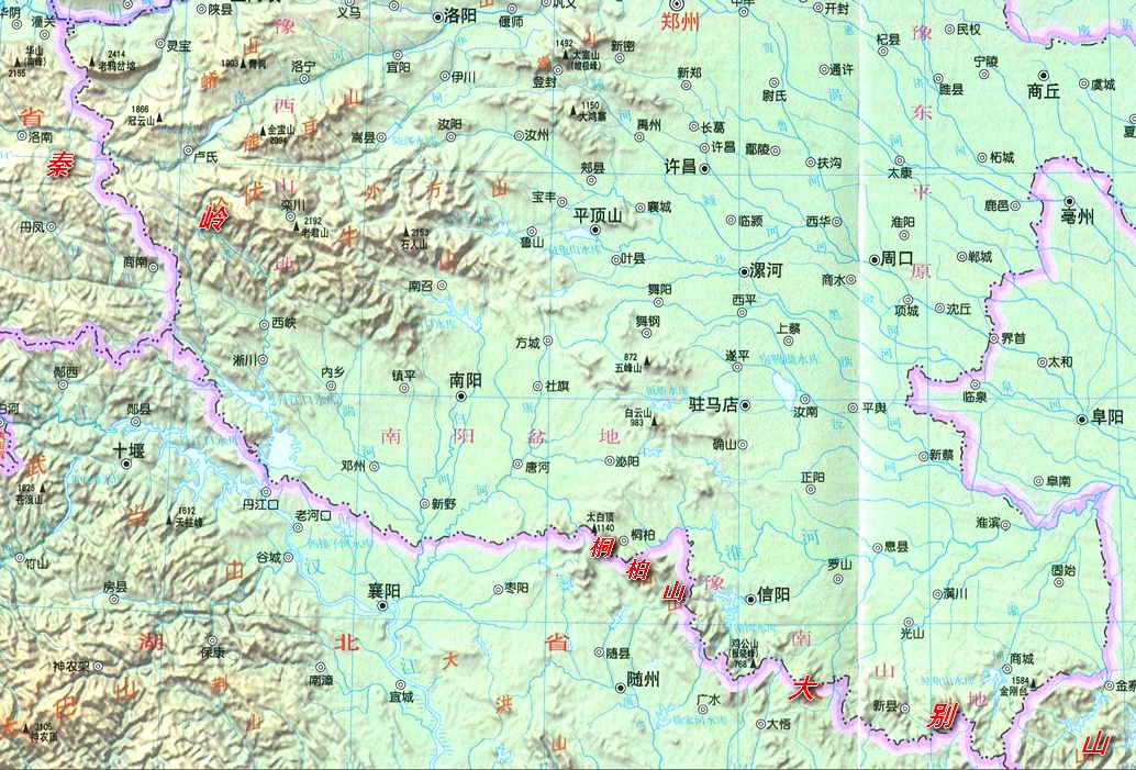 桐柏山与秦岭、大别山的位置关系