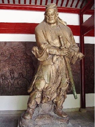 张宪塑像