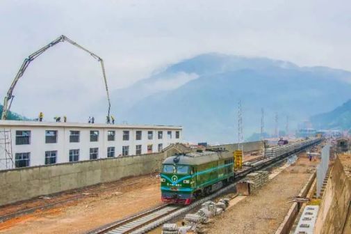 建设中的衢宁铁路