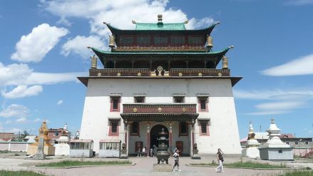 库伦的甘丹寺，五世哲布尊丹巴所建