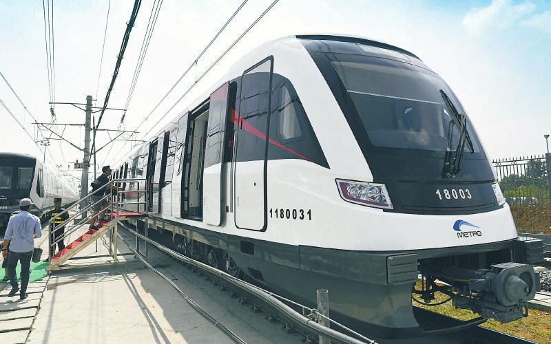 成都地铁18号线列车 