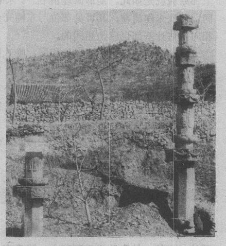 水浴寺经幢（左:东幢右:西幢）
