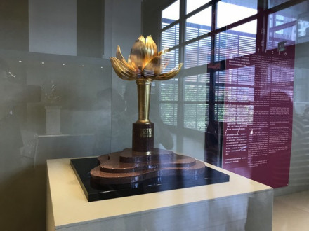 盛世莲花