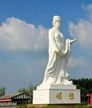 嫘祖像