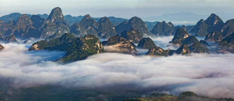 怀集县的连绵山峰