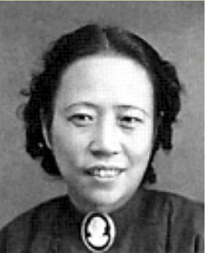 叶毓芬