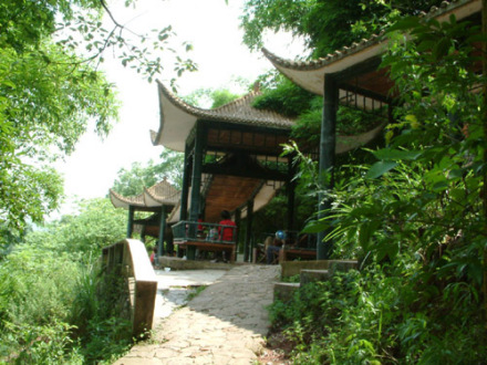 凤凰山陵园