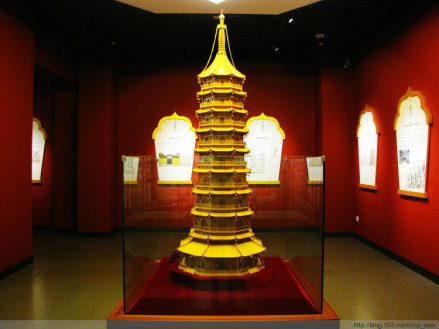 大报恩寺琉璃塔复原模型