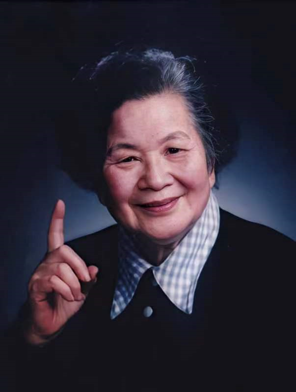 陆渝蓉