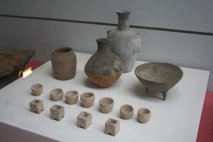 磁山遗址出土的陶器 