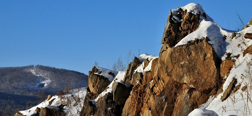 黄玉清山（冷寒宫山）