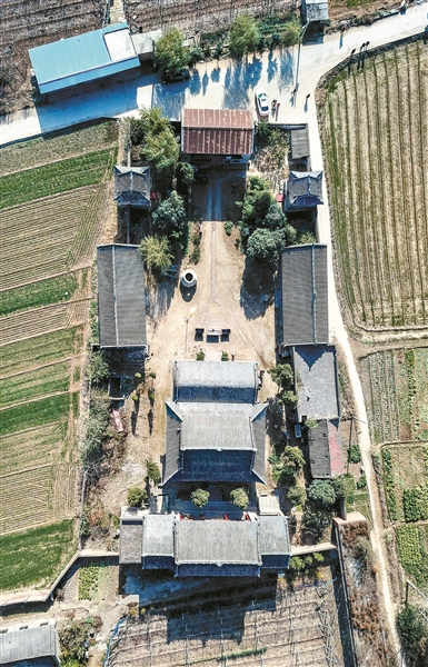 俯瞰九龙庙