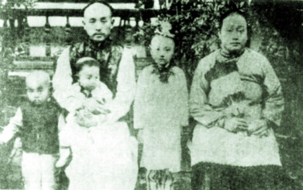 在北京的吴禄贞与妻儿，1909年前后 
