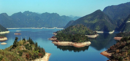 云和湖