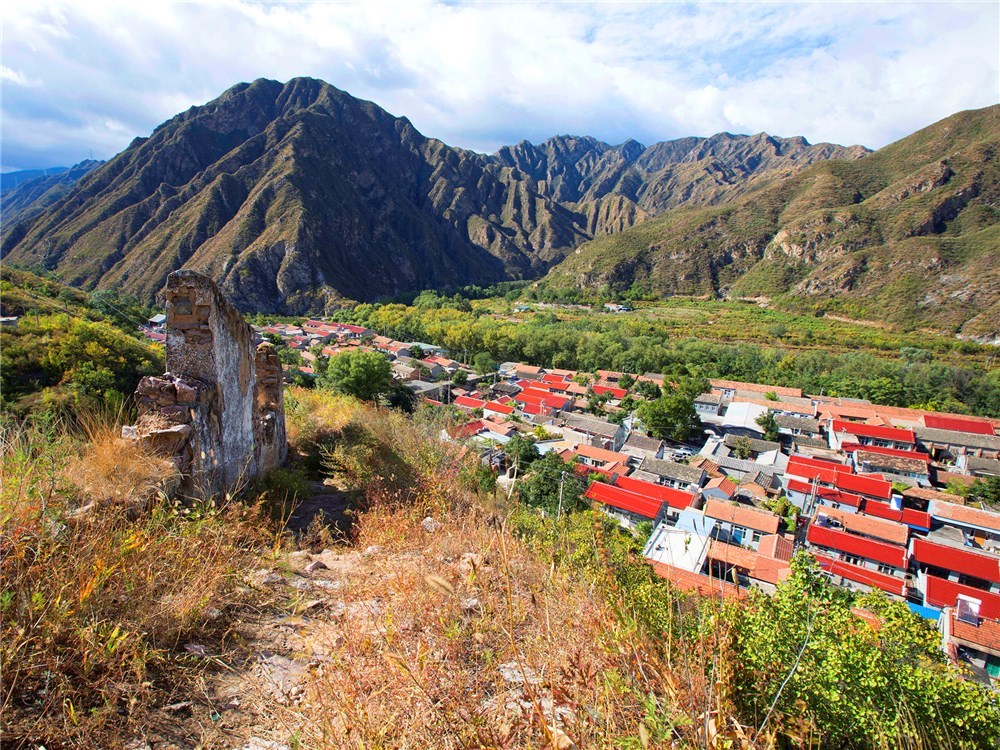 沿河城村
