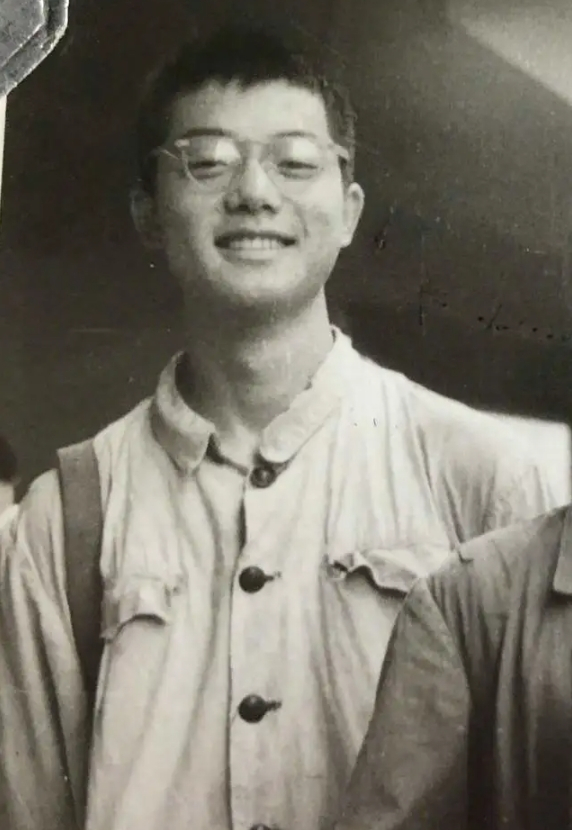 车晓彤年轻时候照片