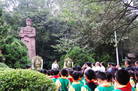 饶国梁烈士纪念碑