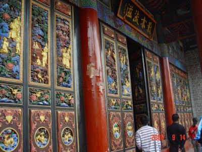 隔扇门