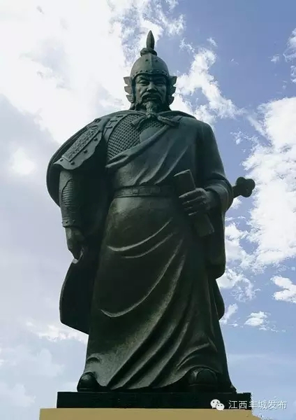 邓子龙塑像