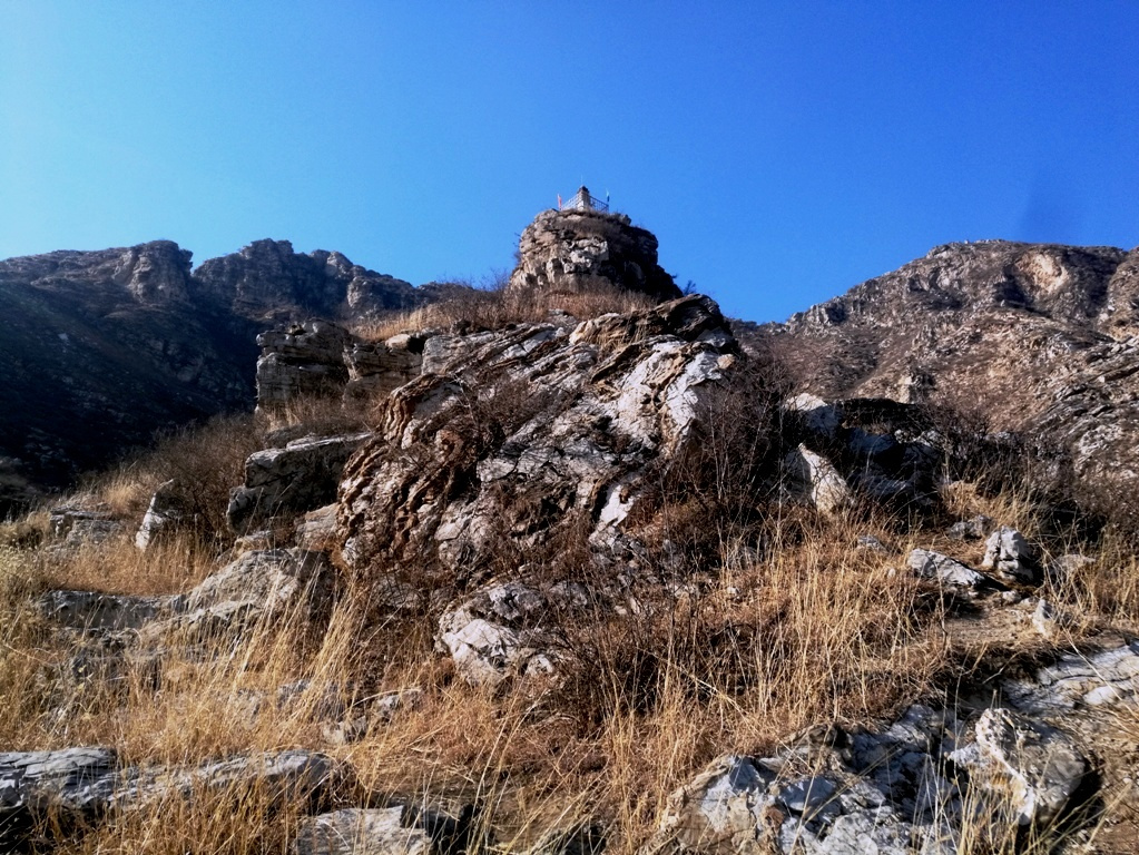 远望下寺塔