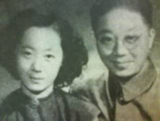 罗隆基与王右家
